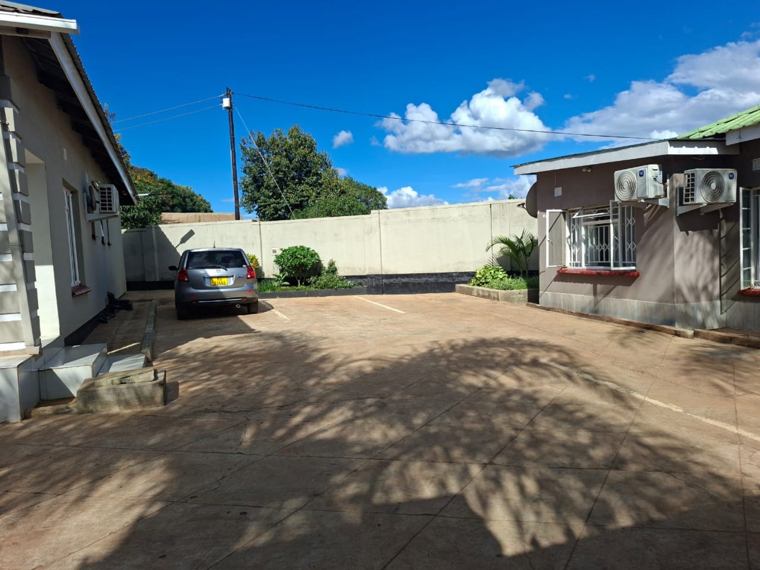 Spacious secure courtyard at Stadium View Executive Guesthouse